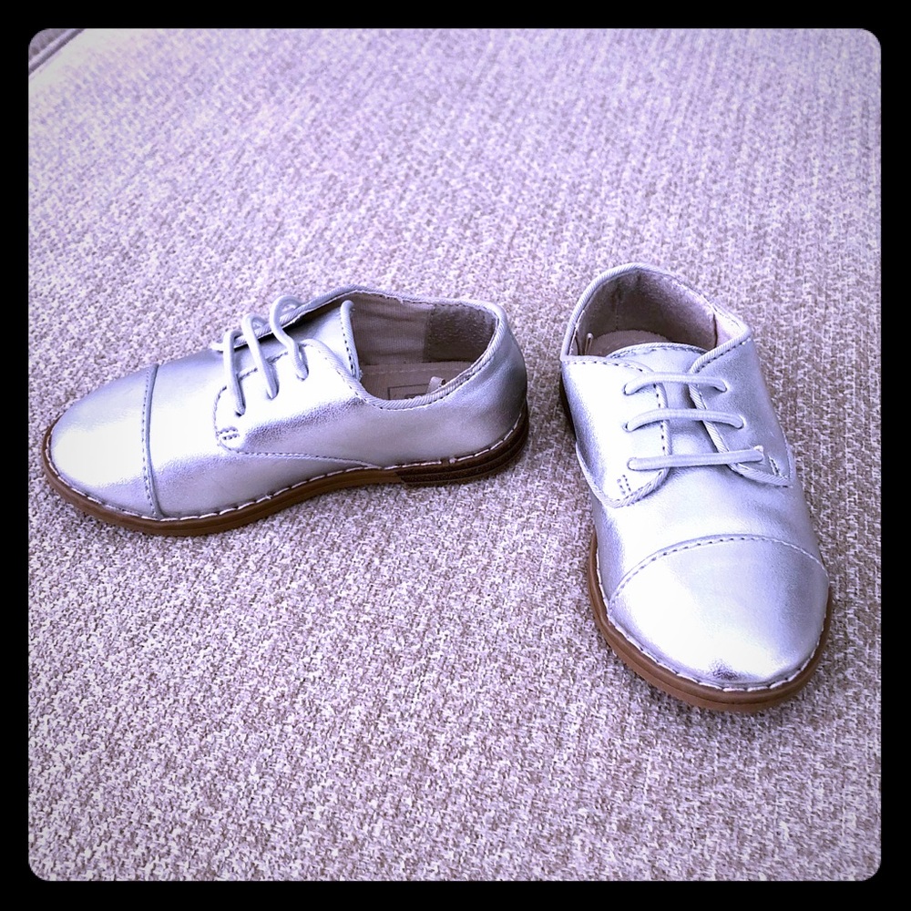 GAP baby oxfords
